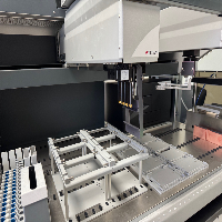 Tecan Freedom Evo Liquid Handler image 0